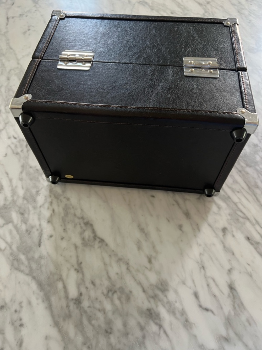 Train Makeup Case - Picture 6 of 8